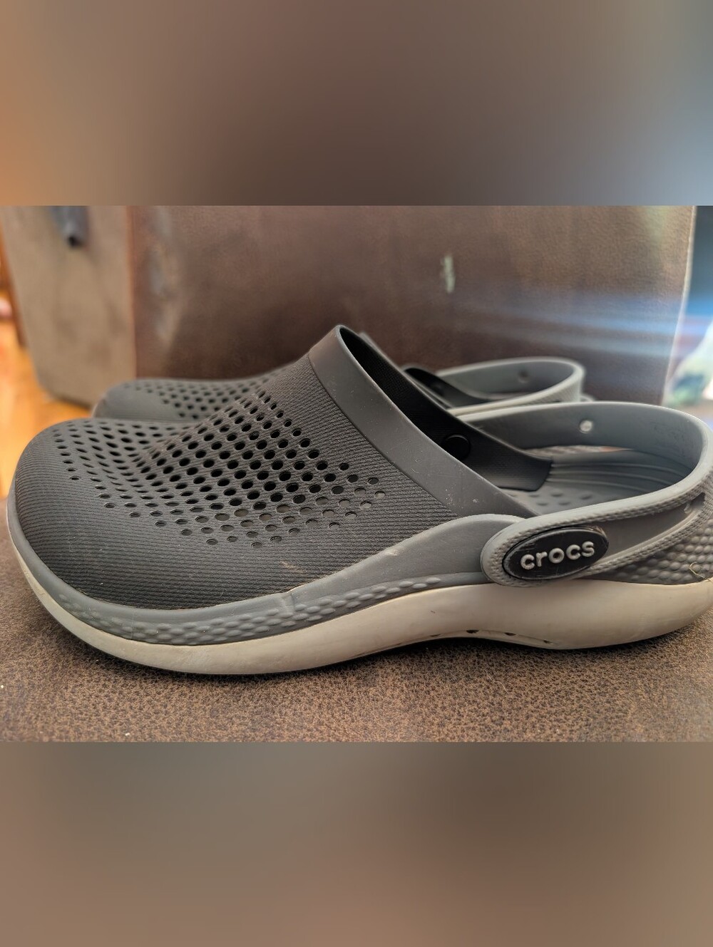 CROCS Kid’s Black and White LiteRide Slip-On J6